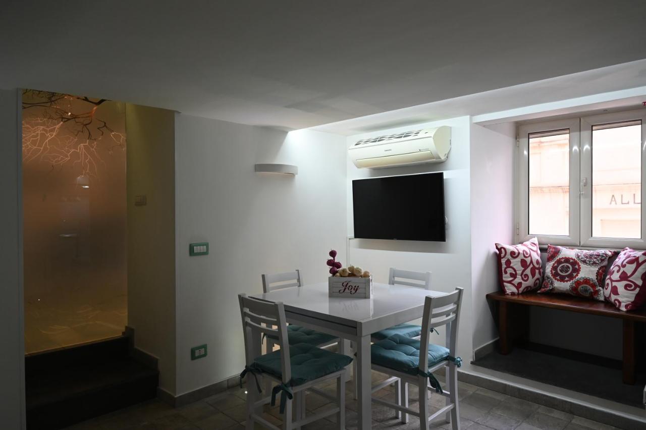 Il Rifugio Di Beppe Apartment Napoli Ngoại thất bức ảnh