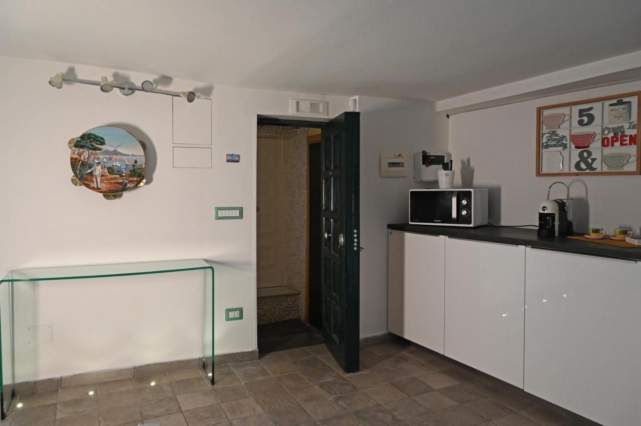 Il Rifugio Di Beppe Apartment Napoli Ngoại thất bức ảnh
